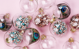 I Decorate Clear Christmas Baubles - Christmas Activities - 10doigts.fr