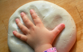Hago una huella - Actividades creativas en familia - 10doigts.fr