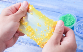 Sorpresa de slime - Actividades creativas en familia - 10doigts.fr