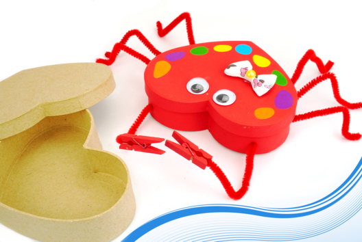 Crab with a Paper Mache Box - 3 - Summer Crafts - 10doigts.com - Summer Crafts - 10doigts.fr - 2