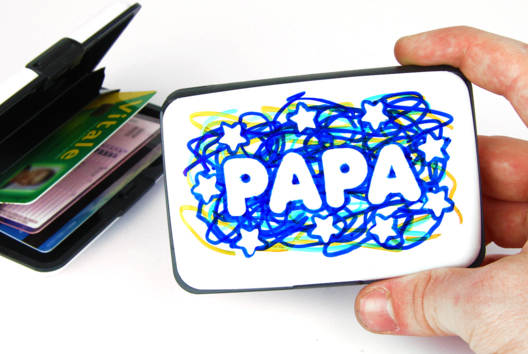Card Holder (Artistic Scribble) - 3 - Father's Day Crafts - 10doigts.com - Father's Day Crafts - 10doigts.fr - 2