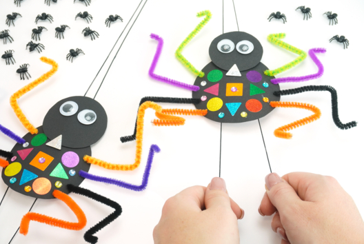 Araña que sube - Actividades manuales Halloween - 10doigts.fr - 2