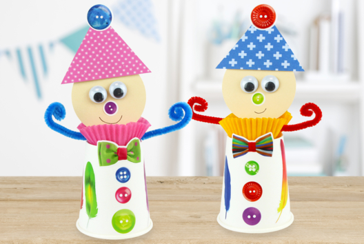 Cute Harlequin with a Paper Cup - 1 - Carnival, Mardi Gras Crafts - 10doigts.com - Carnival, Mardi Gras Crafts - 10doigts.fr