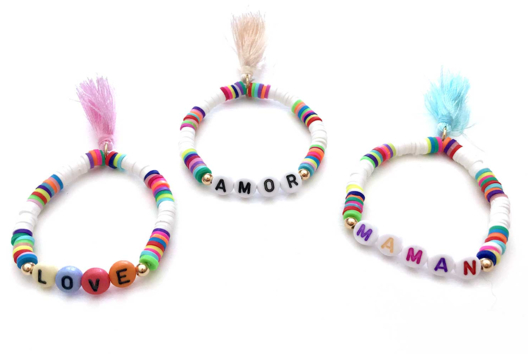 Heishi and Alphabet Bead Bracelet - 1 - Mother's Day Crafts - 10doigts.com - Mother's Day Crafts - 10doigts.fr