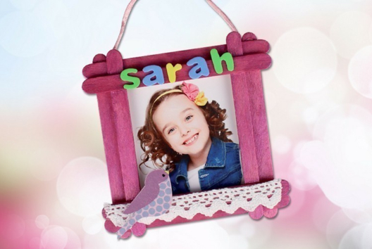 Popsicle Stick Frame - 1 - Mother's Day Crafts - 10doigts.com - Mother's Day Crafts - 10doigts.fr