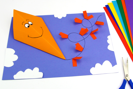 3D Paper Kites - 1 - Craft Activities for All Ages: Gluing and Folding - 10doigts.com - Craft Activities for All Ages: Gluing and Folding - 10doigts.fr