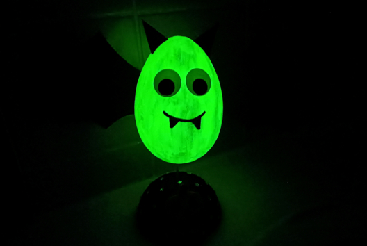 murciélago fosforescente halloween - Actividades manuales Halloween - 10doigts.fr - 2