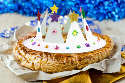 Make a Crown with a Paper Plate - 1 - Epiphany Crafts - 10doigts.com - Epiphany Crafts - 10doigts.fr