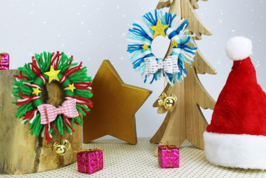 Wool Christmas Wreath - 1 - Christmas Craft Activities - 10doigts.com - Christmas Craft Activities - 10doigts.fr