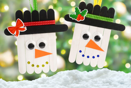 DIY niños actividad muñeco de nieve palitos de esquimal - Actividades manuales bricolajes de Navidad - 10doigts.fr - 2