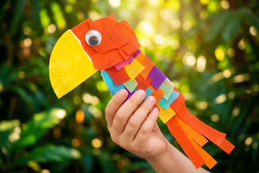 DIY loro actividad fácil para niños - Actividades manuales animales: nuestras ideas creativas para los niños - 10doigts.fr