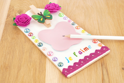 memo día de la madre regalo flores mariposas - Manualidades día de la madre - 10doigts.fr