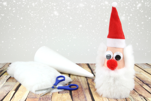 Santa Claus and His Soft Beard - 1 - Christmas Crafts - 10doigts.com - Christmas Crafts - 10doigts.fr