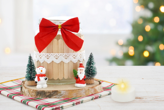 Christmas Lantern with Small Characters - 1 - Christmas Crafts - 10doigts.com - Christmas Crafts - 10doigts.fr