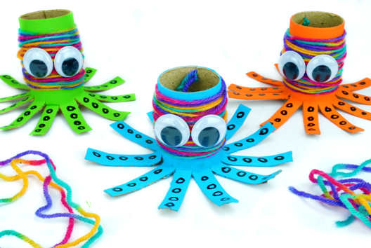 Octopus with a cardboard tube - 2 - Ocean Crafts: Dive into a Creative and Sensory World - 10doigts.com - Ocean Crafts: Dive into a Creative and Sensory World - 10doigts.fr - 2