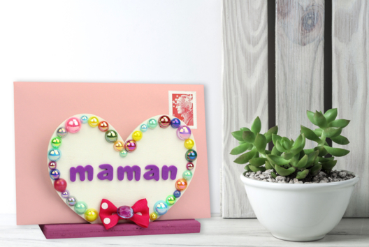 Heart Letter Holder - 1 - Mother's Day Crafts - 10doigts.com - Mother's Day Crafts - 10doigts.fr