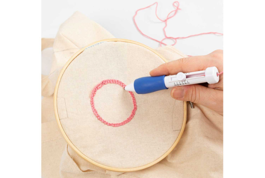 perforadora en tote bag - Actividades manuales de mercería y punto - 10doigts.fr - 2