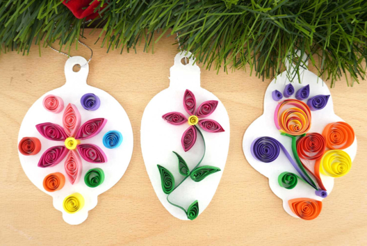 SUSPENSIONES DE QUILLING - Actividades manuales decoraciones del árbol de Navidad - 10doigts.fr