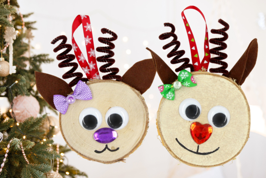 Christmas Reindeer Ornament with Wood Slice - 3 - Christmas Tree Ornement Crafts - 10doigts.com - Christmas Tree Ornement Crafts - 10doigts.fr