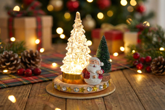 Little Light-Up Christmas Tree - 1 - Christmas Craft Activities - 10doigts.com - Christmas Craft Activities - 10doigts.fr