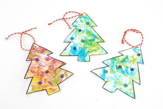 marmoleado de árbol de Navidad - Actividades manuales decoraciones del árbol de Navidad - 10doigts.fr - 2