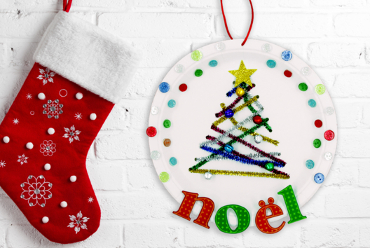 Christmas Tree on a Paper Plate - 1 - Kids Crafts Activities - 10doigts.com - Handicrafts Activities - 10doigts.fr