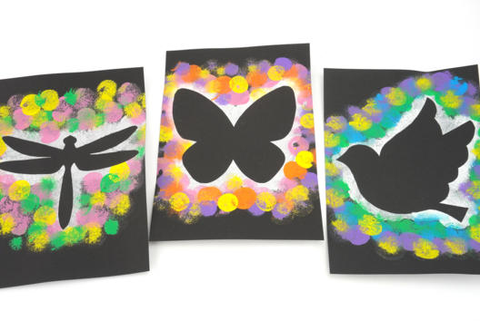 Spring Silhouettes with Paint - 1 - Arts and Crafts for Under 3 Years - 10doigts.com - Arts and Crafts for Under 3 Years - 10doigts.fr