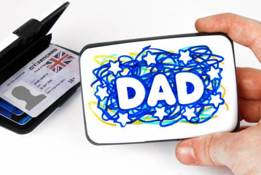 Card Holder (Artistic Scribble) - 3 - Father's Day Crafts - 10doigts.com - Father's Day Crafts - 10doigts.fr - 2