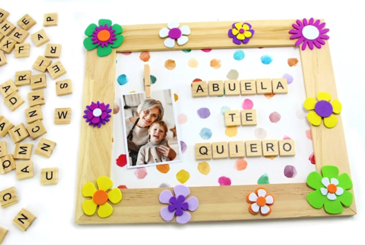 Cuadro Festejo Abuelas Scrabble - Manualidades día de la madre - 10doigts.fr - 2