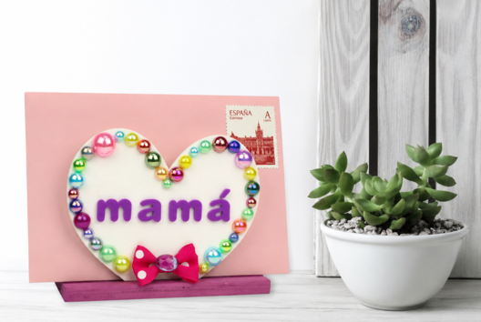 portacorreos corazón regalo Día de la Madre - Manualidades día de la madre - 10doigts.fr