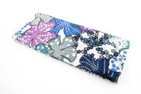 Printed Fabric Coupon with Large Flowers in Blue Tones - 43 x 53 cm - 1 - Fabric Coupons - 10doigts.com - Fabric Coupons - 10doigts.fr