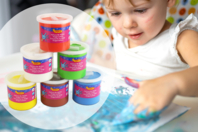 gouache con los dedos niños - Pintura gouache con los dedos: el despertar creativo desde la más tierna edad - 10doigts.fr