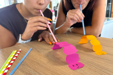 Actividad Niños Carrera limpiapipas papel - Actividades manuales alrededor de los juegos para divertirse con juegos hechos a mano – 10doigts.fr