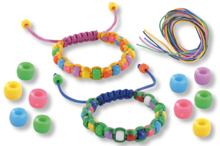 Shamballa Bracelets with Plastic Beads - 4 - Mother's Day Crafts - 10doigts.com - Mother's Day Crafts – 10doigts.fr