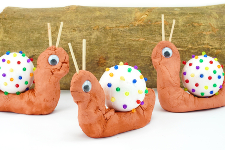 Modeling Clay Snail and Planting Pins - 2 - Animal Crafts: Our Creative Ideas for Children - 10doigts.com - Animal Crafts: Our Creative Ideas for Children – 10doigts.fr