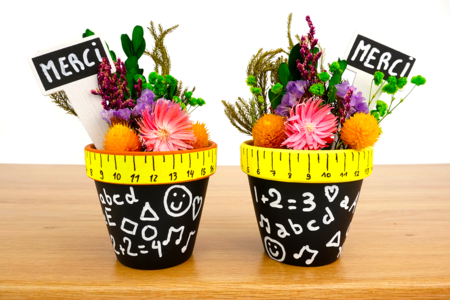 Regalo Maestra Maceta Flores Secas - Manualidades y regalos para maestras, maestros,  niñeras... – 10doigts.fr