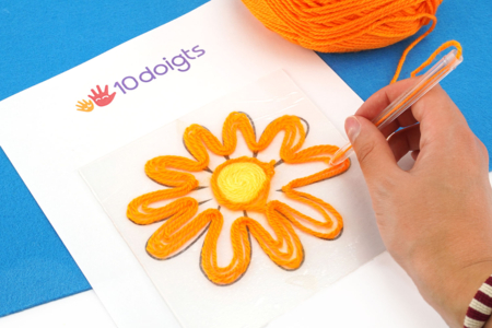 dessiner avec de la laine et un stylo - Actividades manuales Primavera – 10doigts.fr