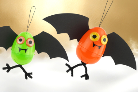 Glow-in-the-Dark Bat - 2 - Halloween Crafts - 10doigts.com - Halloween Crafts – 10doigts.fr