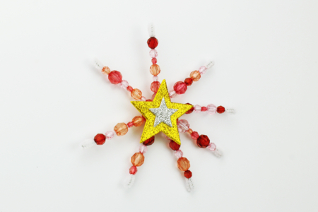 Snowflake Beads - 5 - Kids Crafts Winter - 10doigts.com - Kids Crafts Winter – 10doigts.fr