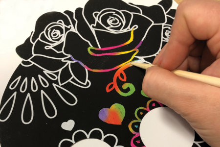 Calaveras Scratch Masks - 4 Pieces - 6 - Creative Masks for Kids - 10doigts.com - Creative Masks for Kids – 10doigts.fr
