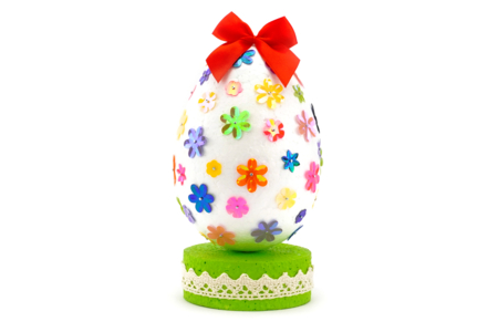 Easter Egg Decorated with Flower Sequins - 2 - DIY Easter Crafts - 10doigts.com - DIY Easter Crafts – 10doigts.fr