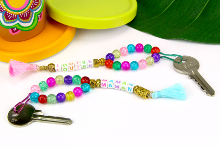 Multicolored Alphabet Cube Beads - 280 Beads - Message Jewelry – 10doigts.fr