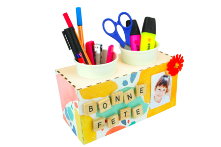 pot à crayon bonnne fête  - Stick-on Decorations – 10doigts.fr
