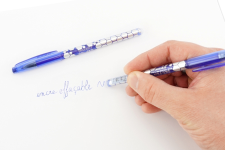 bolígrafo azul borrable - Escritura: el arte de trazar, redactar y crear – 10doigts.fr