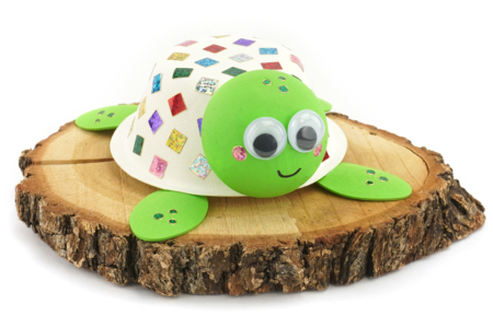 Sparkling Scales Turtle - 3 - Animal Crafts: Our Creative Ideas for Children - 10doigts.com - Animal Crafts: Our Creative Ideas for Children – 10doigts.fr