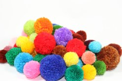 Pompones para manualidades creativas – 10doigts.fr