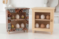 Armoire à œufs en bois naturel avec grillage - Objets bois pour la cuisine - 10doigts.fr