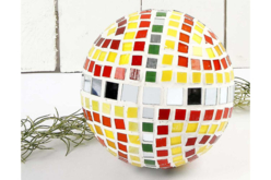 Boule mosaïque décorative - Mosaïques en résine - 10doigts.fr - 2