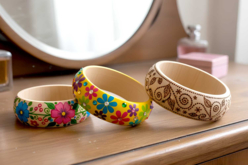 Pulsera de madera (ø 7cm) decorados - Pulseras - 10doigts.fr
