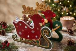 panier renne en bois - Decoraciones de Navidad de madera - 10doigts.fr